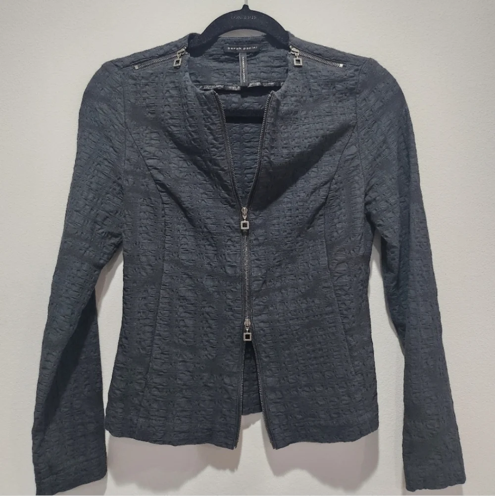 Sarah Pacini Charcoal Textured Blazer - Picture 1 of 7